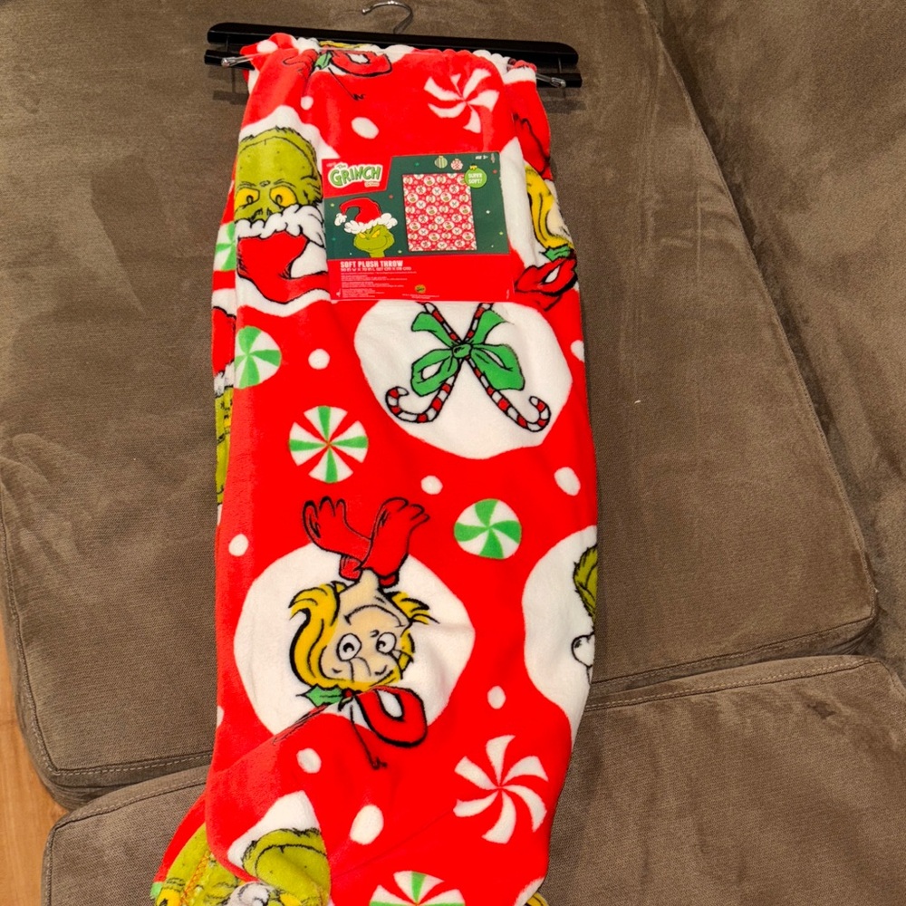 Grinch Red and White Fleece Throw Blanket